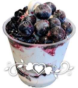 フローズンブルーベリーをトッピングブルーベリーソフト500円